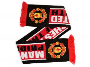 Man Utd Pride Of The North Jacquard Knit Scar