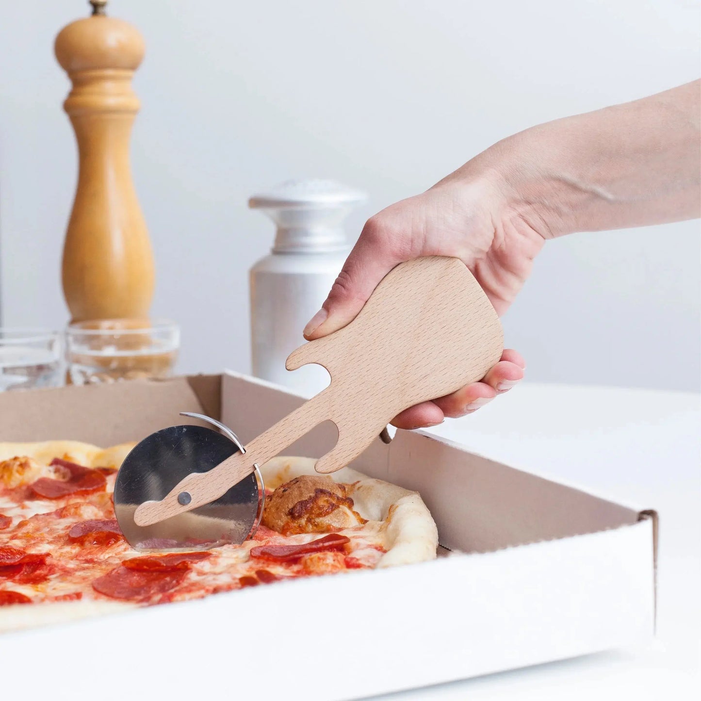 Pizza Cutter Guitar Zhivago Gifts